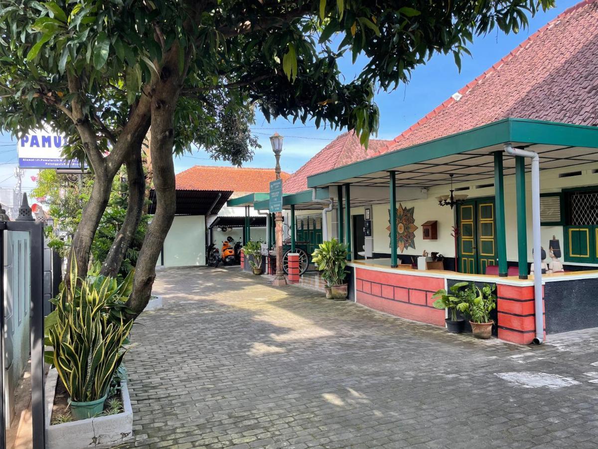 Pamularsih Homestay Yogyakarta Luaran gambar