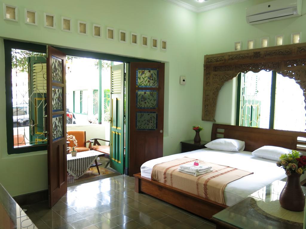 Pamularsih Homestay Yogyakarta Luaran gambar