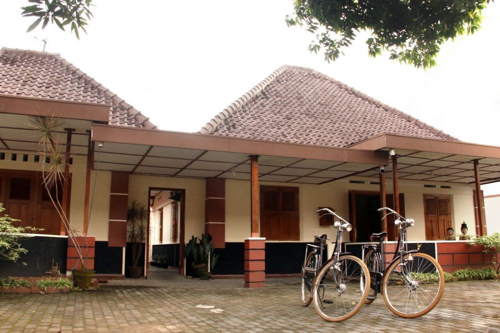 Pamularsih Homestay Yogyakarta Luaran gambar