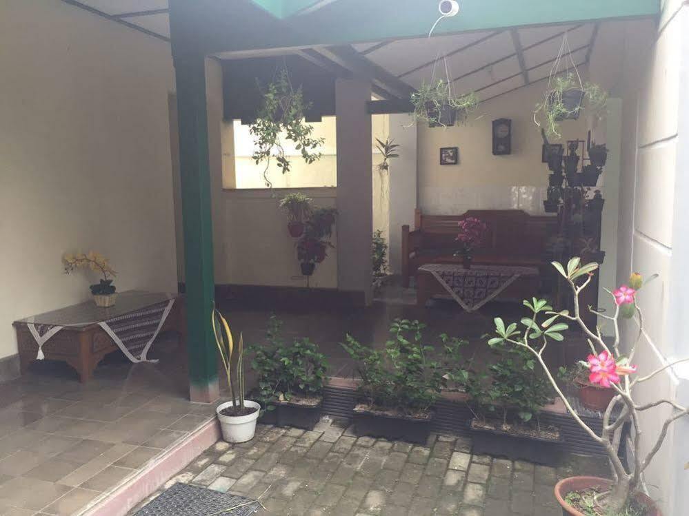 Pamularsih Homestay Yogyakarta Luaran gambar